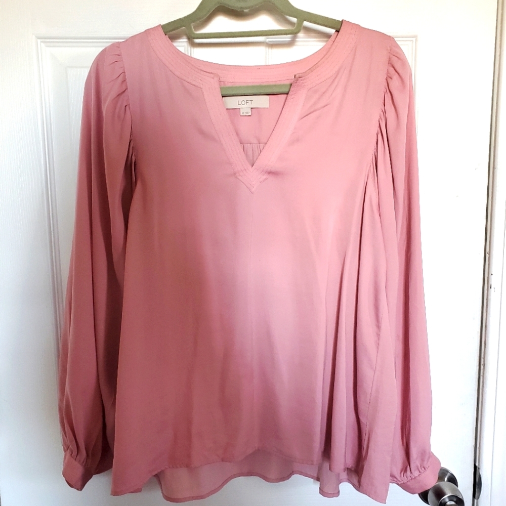Silky v neck pink top